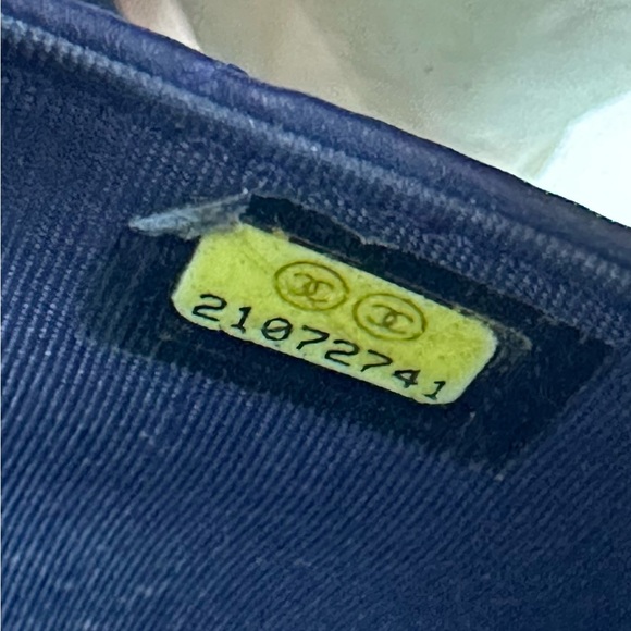 🌺BEAUTIFUL CHANEL BOY WOC lambskin Leather Chanel WOC NAVY. CROSSBODY - Picture 10 of 12